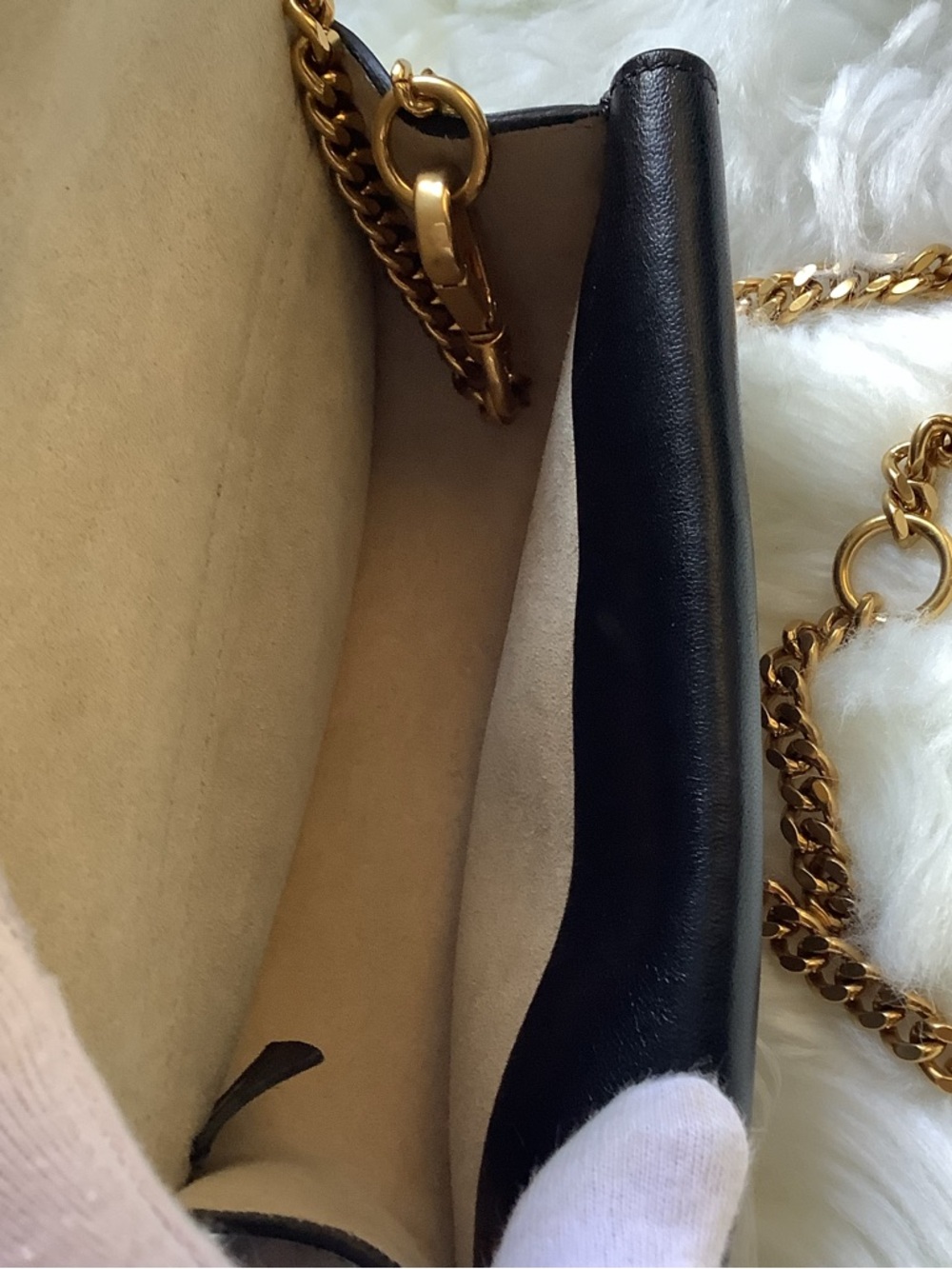 Chloé Georgia Belt Bag in black leather - Picture 13 of 16